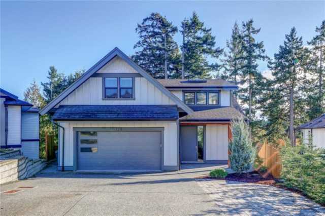 120 Golden Oaks Cres Nanaimo, BC V9T 0K8