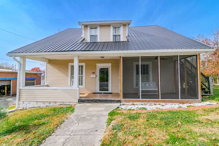 103 Logan Ave Stanford, KY 40484