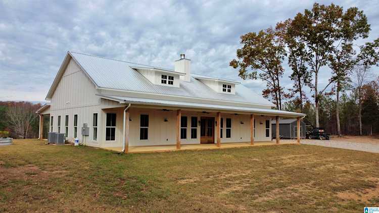 23 Pinewell Drive Cropwell, AL 35054