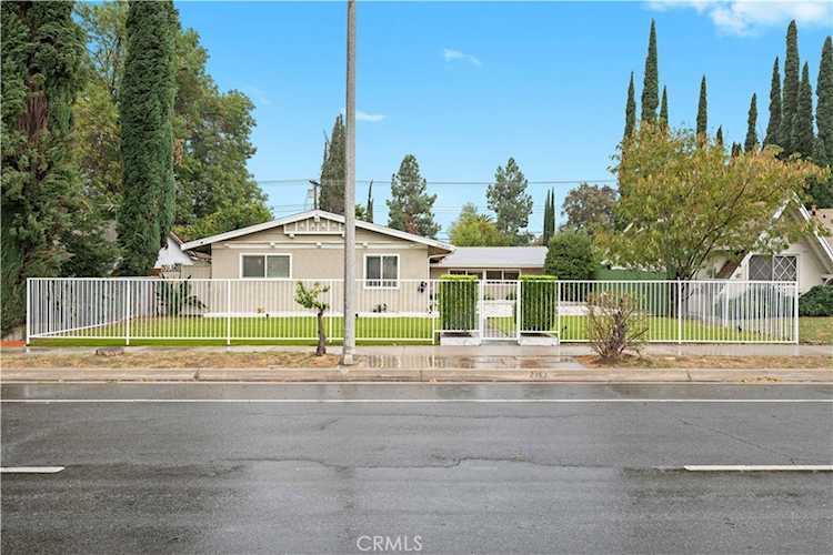 23830 Vanowen St West Hills, CA 91307