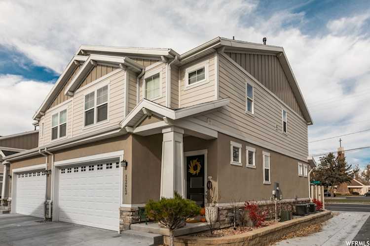 1323 E Weyburn Ln Holladay, UT 84117