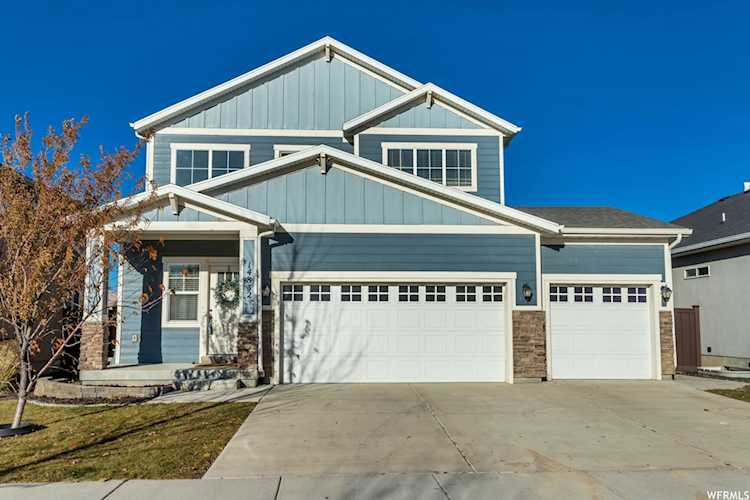 14832 S Chimney Pass Dr W Bluffdale, UT 84065