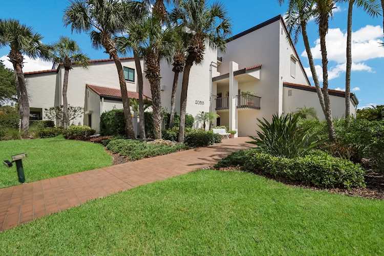2055 Gulf of Mexico Dr #G2-104 Longboat Key, FL 34228