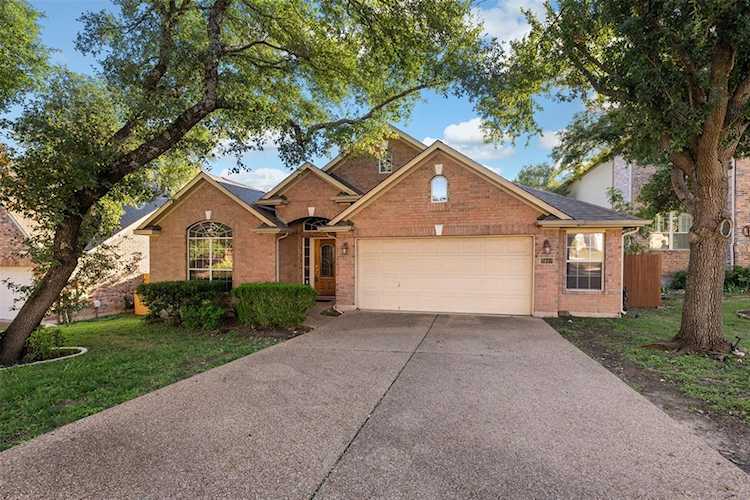 2407 Tivoli DR Cedar Park, TX 78613