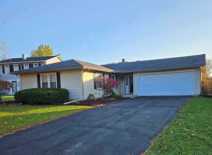 1360 Brittany Ct Aurora, IL 60504