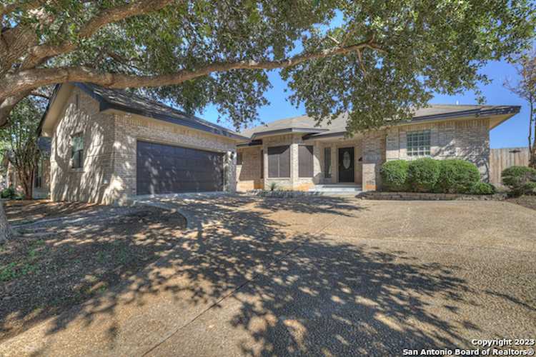 1923 Shield Dr New Braunfels, TX 78130