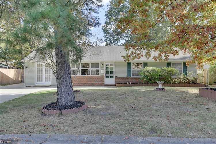 120 Onondaga Rd Virginia Beach, VA 23462
