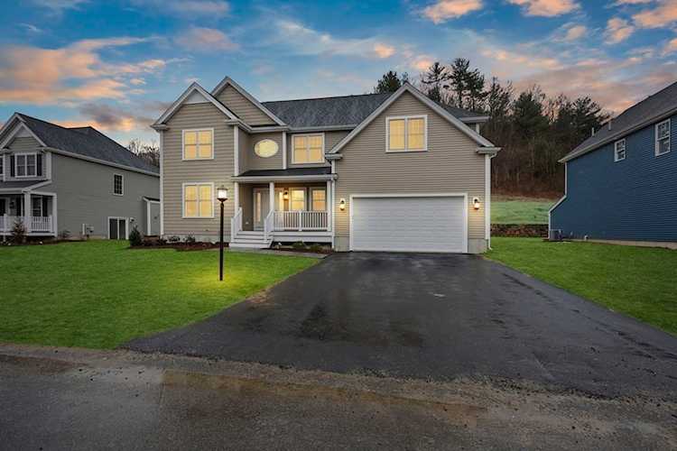 10 Wedge Drive Lakeville, MA 02347