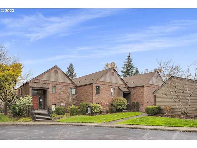 15510 SW 114th CT #67 Tigard, OR 97224