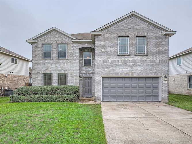 198 Covent DR Kyle, TX 78640