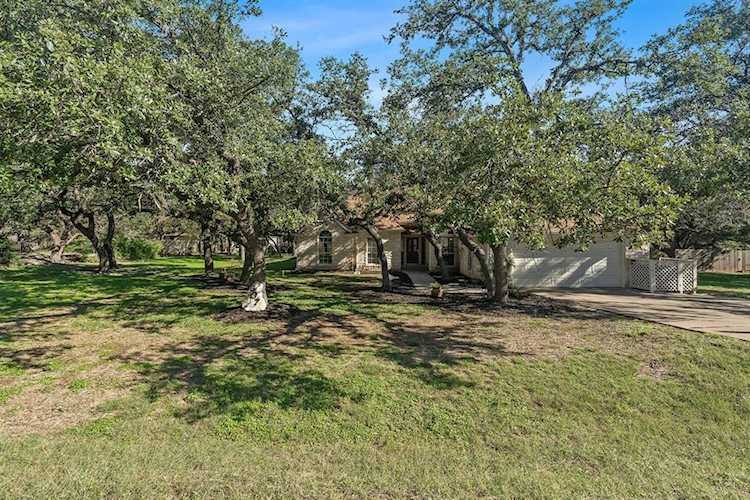 607 W Esparada DR Georgetown, TX 78628