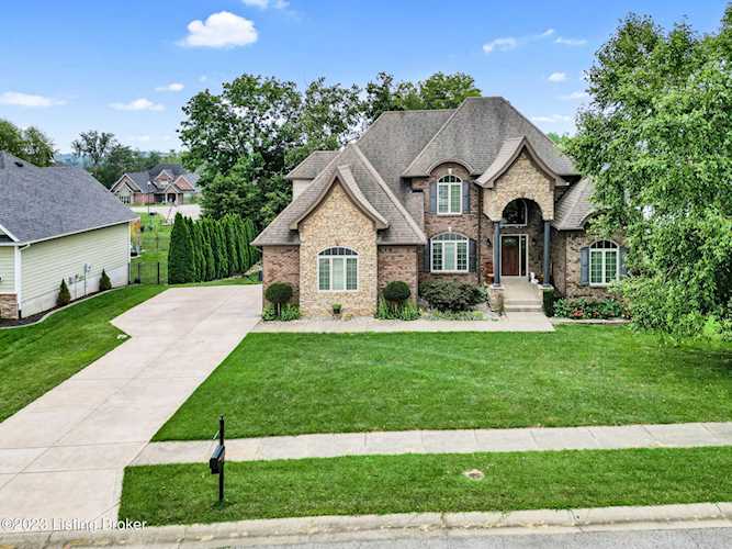 111 River Falls Dr Mt Washington, KY 40047
