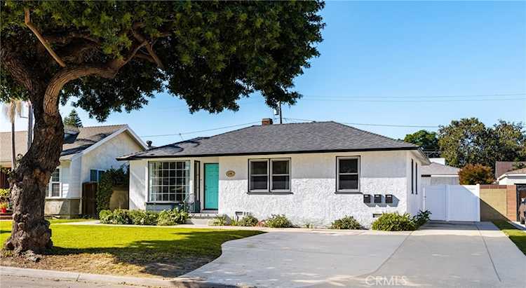 4851 Faculty Ave Long Beach, CA 90808