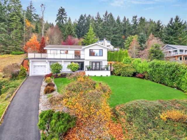 2928 Hillview Rd Lantzville, BC V0R 2H0