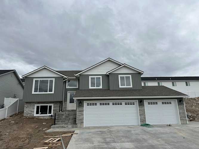 1864 Brock Pocatello, ID 83201
