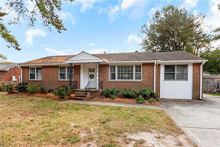 4837 W Norfolk Rd Portsmouth, VA 23703