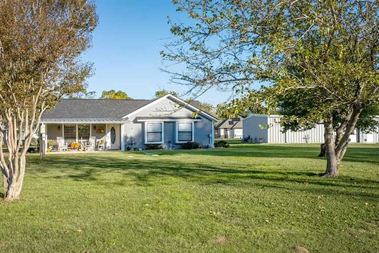 306 Triangle Ranch Road Trinidad, TX 75163