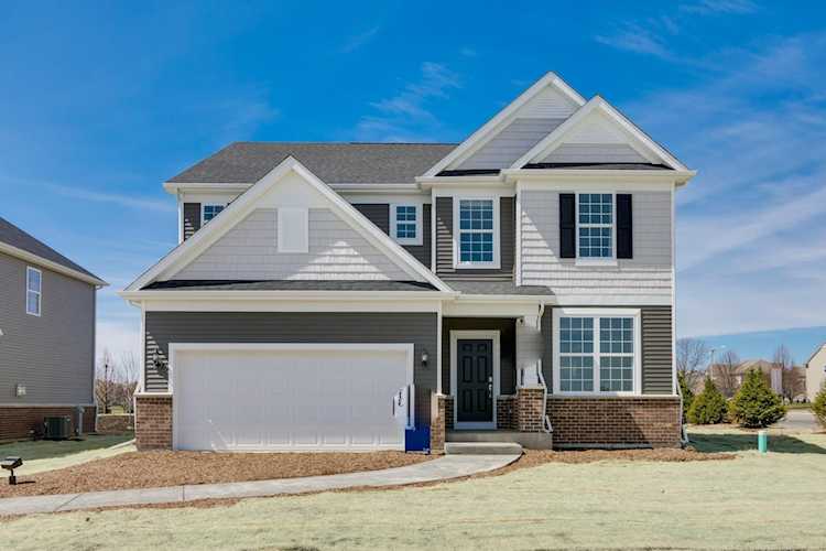 2941 Red Rose Rd Aurora, IL 60503