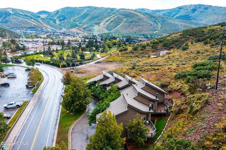 2125 Monitor Dr Park City, UT 84060