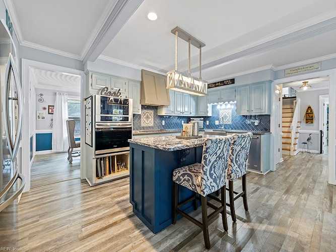 2533 Entrada Dr Virginia Beach, VA 23456