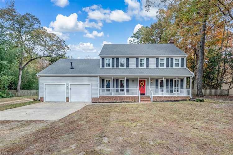 202 Laurel Path Rd Yorktown, VA 23692