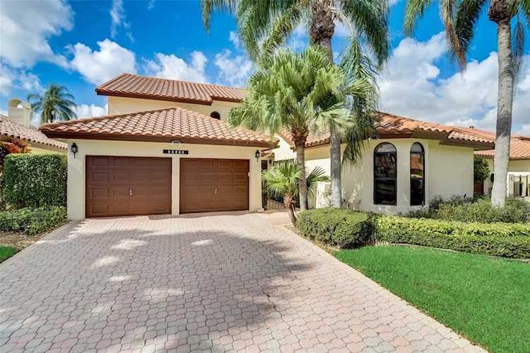 22596 Esplanada Cir W Boca Raton, FL 33433