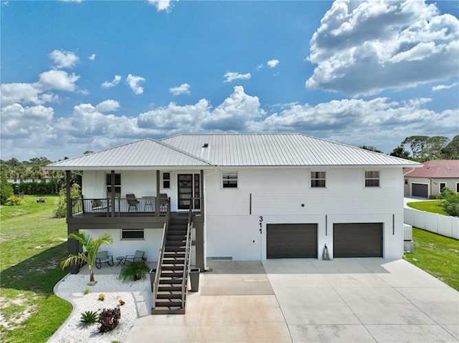 311 Roberts Rd Nokomis, FL 34275