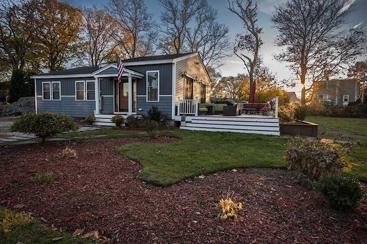 20 Bonnie Brier Hingham, MA 02043