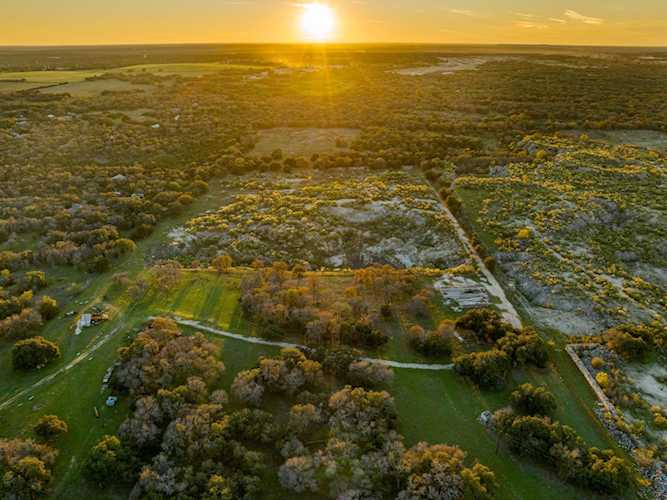 1000 Burson LN Georgetown, TX 78633