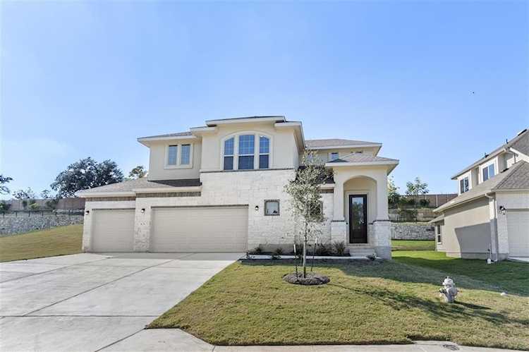 825 Ibiza DR Leander, TX 78641