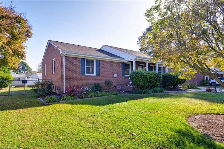 4013 Oakhurst Rd Portsmouth, VA 23703