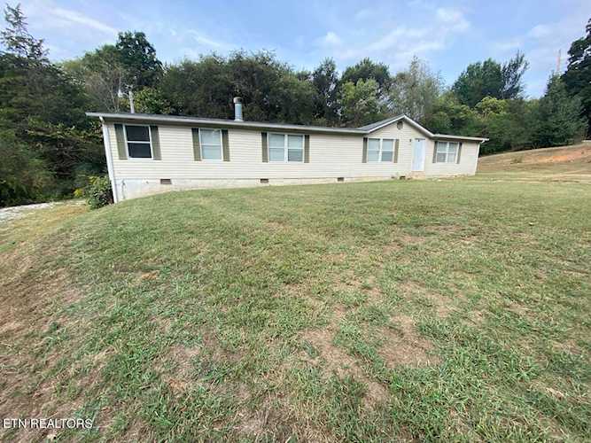 1009 Brackfield Acres Way Knoxville, TN 37932