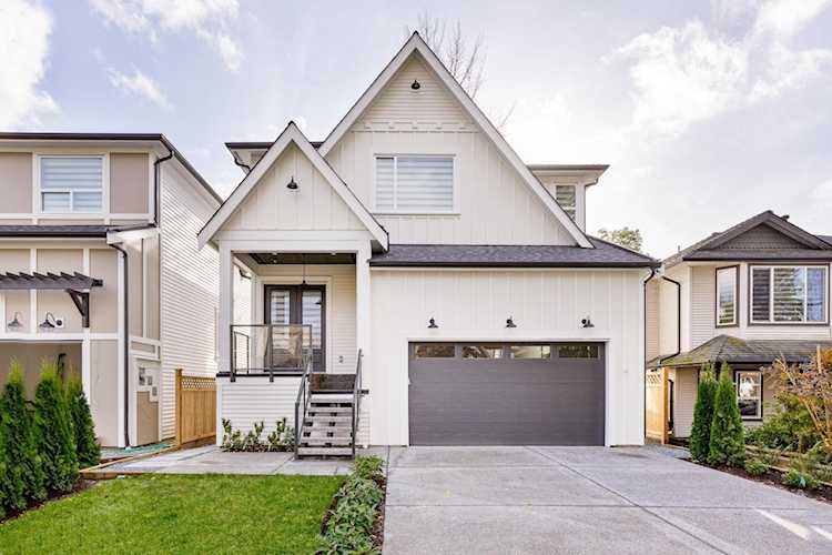 2446 Friskie Avenue Port Coquitlam, BC V3B 7P9
