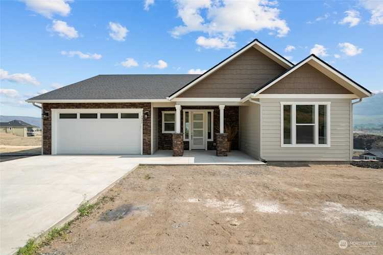 4577 SE Colockum View Dr East Wenatchee, WA 98802