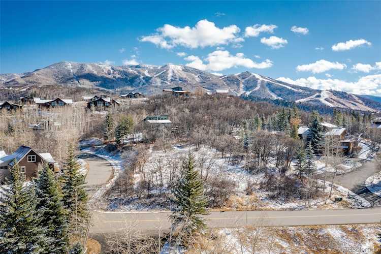 200 Sundance Ct Steamboat Springs, CO 80487