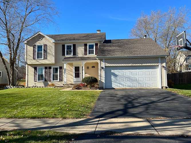 202 Timber Oaks Dr North Aurora, IL 60542