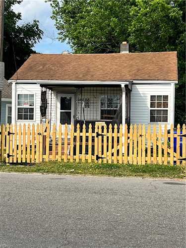 2407 Columbus Ave Portsmouth, VA 23704
