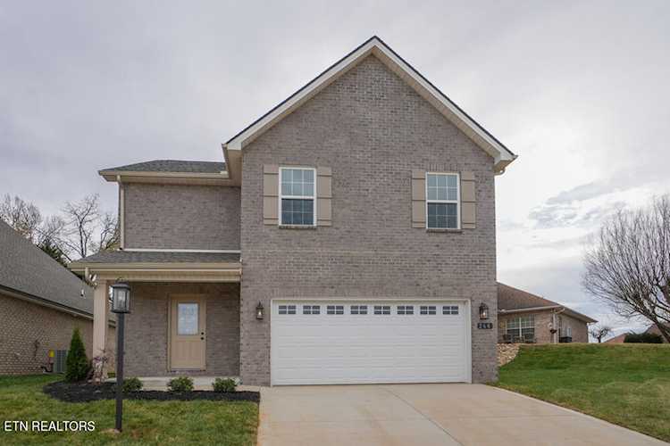 266 Sand Hills Dr Maryville, TN 37801