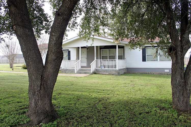12000 Mustang Mesa DR Buda, TX 78610