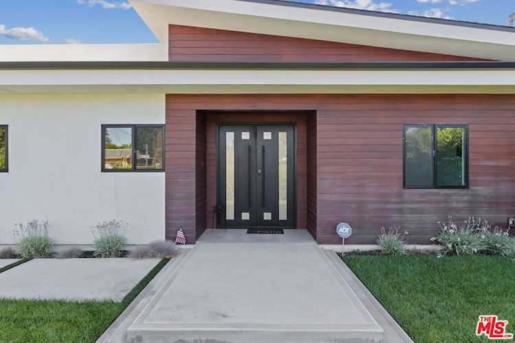 5456 Hazeltine Ave Sherman Oaks, CA 91401