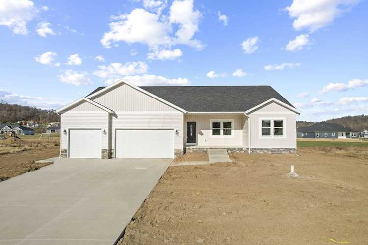814 Mandy Lane Newark, OH 43055