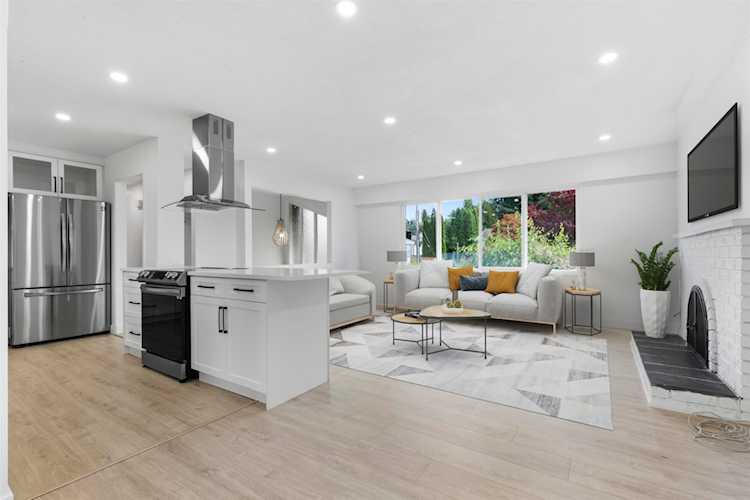7597 114 Street Delta, BC V4C 5H5