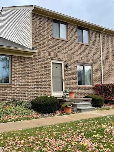 48582 Sugarbush Rd Chesterfield, MI 48047