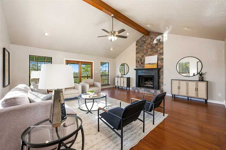 4010 Firstview DR Austin, TX 78731