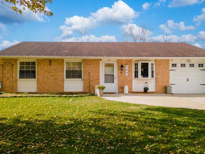 153 Cedarwood Ave Bolingbrook, IL 60440