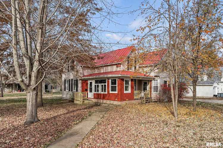 601 NW 5th St Aledo, IL 61231