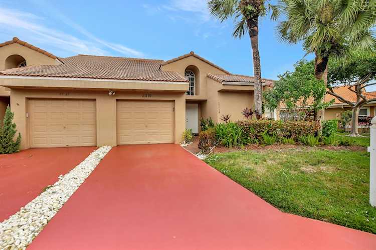 11119 Autoro Court Boca Raton, FL 33498