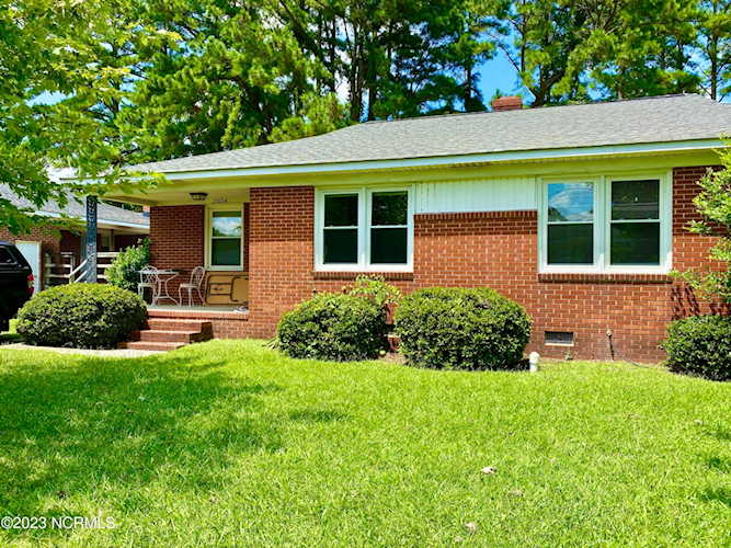 1307 Willow St Greenville, NC 27858 | MLS 100415395 Photo 1