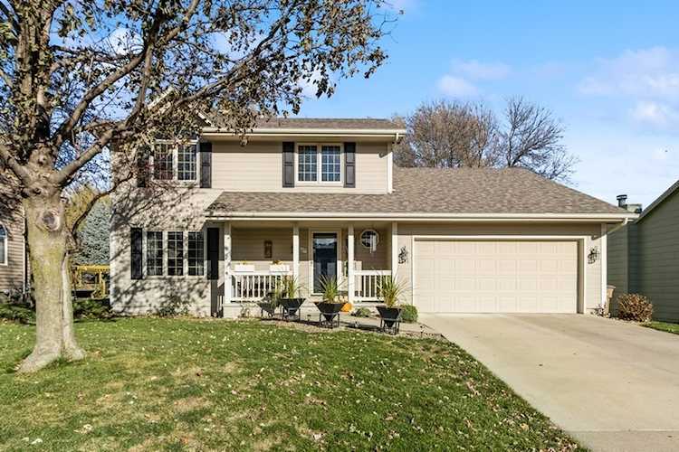 1314 E 17th St Norwalk, IA 50211
