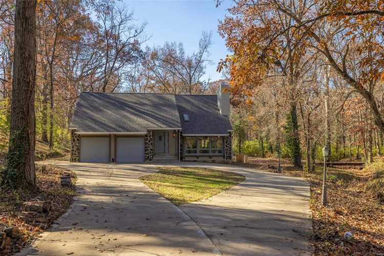 2247 Flint Hill Dr Wentzville, MO 63385